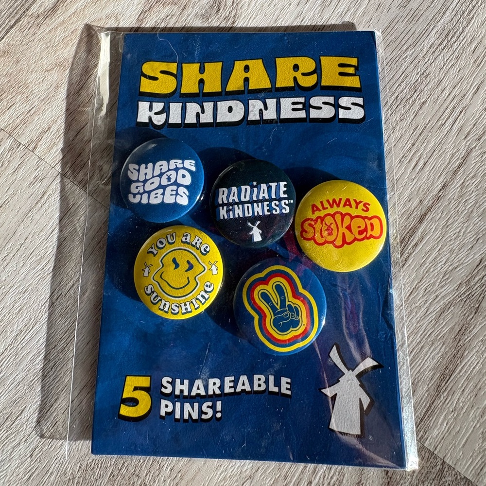 dutch brow pins - free with bundle :)